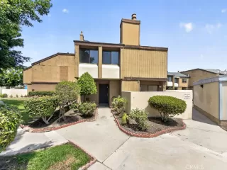 Photo #1: OC26122352 Listing 