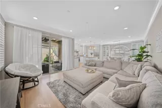 Photo #3: OC26122422 Listing