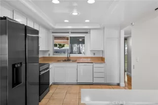 Photo #2: OC26122433 Listing