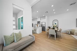 Photo #3: OC26122445 Listing 