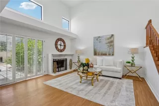 Photo #4: OC26122477 Listing