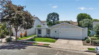 Photo #4: OC26122792 Listing