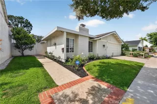 Photo #6: OC26122792 Listing
