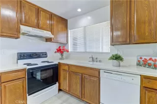Photo #6: OC26123362 Listing