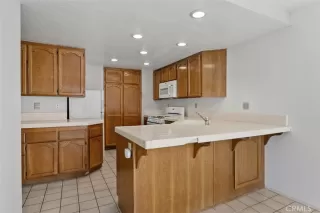 Photo #5: OC26123898 Listing