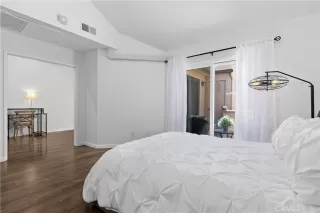 Photo #6: OC26123962 Listing