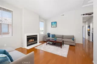 Photo #2: OC26124130 Listing
