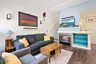 Photo #3: OC26124330 Listing 