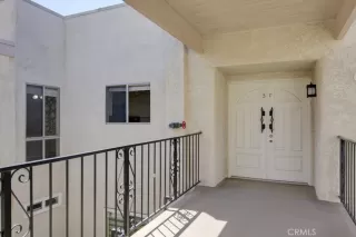 Photo #2: OC26124345 Listing 