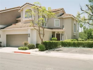 Photo #1: OC26124354 Listing