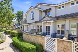 Photo #3: OC26124381 Listing 