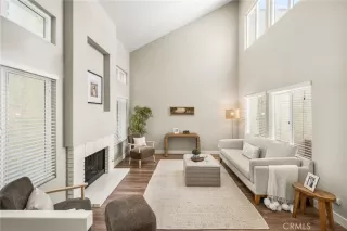 Photo #2: OC26124566 Listing 