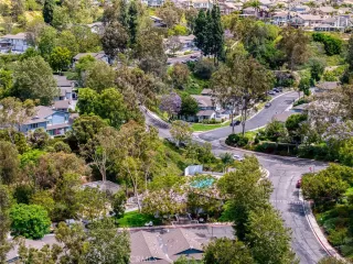 Photo #4: OC26125026 Listing