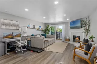 Photo #4: OC26125293 Listing