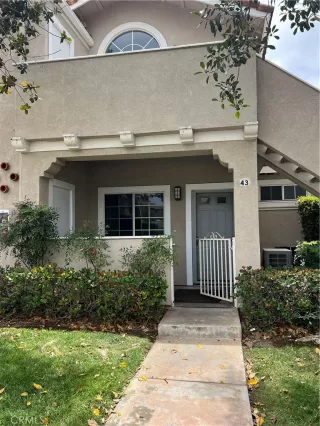 Photo #1: OC26125357 Listing 