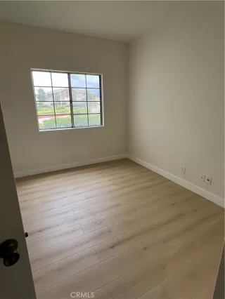 Photo #4: OC26125357 Listing 