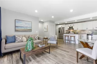Photo #2: OC26125563 Listing 