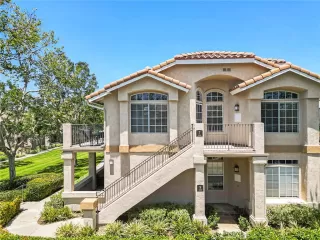 Photo #1: OC26125630 Listing 