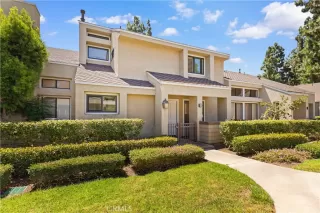 Photo #2: OC26125640 Listing