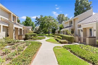 Photo #3: OC26125640 Listing