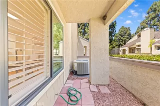 Photo #5: OC26125640 Listing