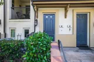 Photo #2: OC26125716 Listing