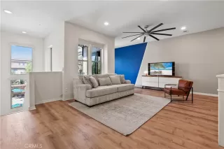 Photo #4: OC26125716 Listing