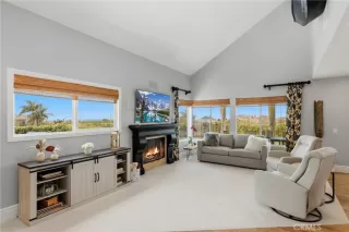 Photo #2: OC26125724 Listing