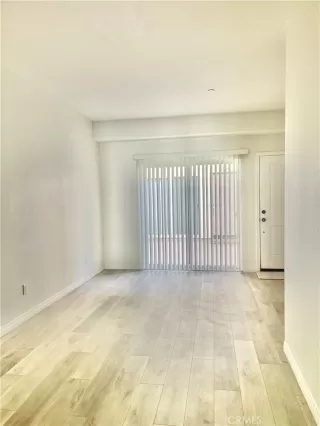 Photo #6: OC26125728 Listing 