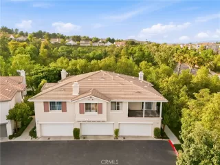 Photo #2: OC26125738 Listing