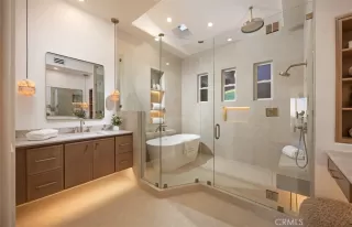 Photo #5: OC26125816 Listing