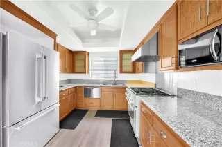 Photo #5: OC26125841 Listing