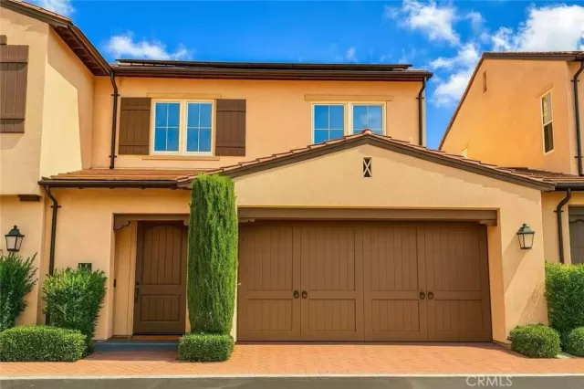 MLS: OC26125938 Condo For Sale
