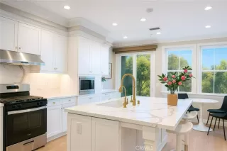 Photo #1: OC26125938 Listing