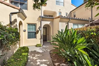Photo #1: OC26125948 Listing