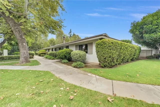 MLS: OC26125984 Condo For Sale