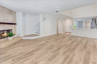 Photo #3: OC26126028 Listing