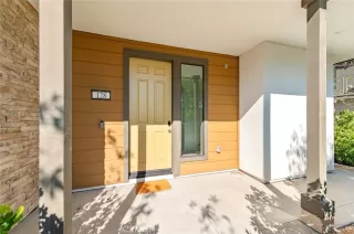 Photo #1: OC26126030 Listing