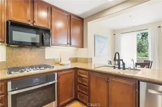 Photo #6: OC26126063 Listing