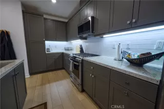 Photo #5: OC26126081 Listing