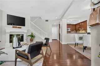 Photo #3: OC26126085 Listing 