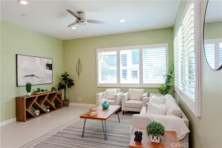 Photo #2: OC26126250 Listing