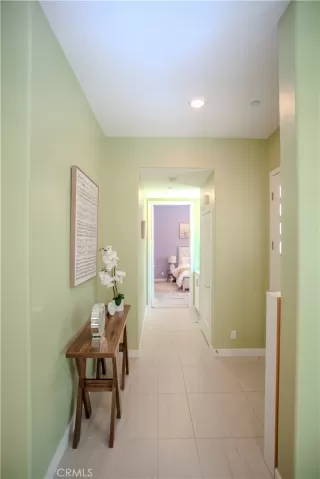 Photo #4: OC26126250 Listing