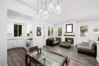 Photo #6: OC26126809 Listing