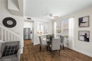 Photo #4: OC26126985 Listing