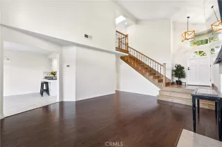 Photo #3: OC26127101 Listing