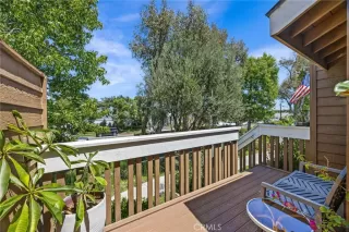Photo #5: OC26127256 Listing