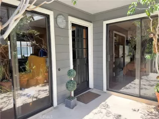 Photo #3: OC26127346 Listing