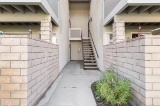 Photo #3: OC26127456 Listing