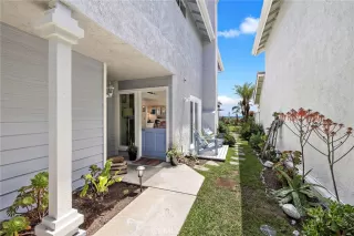Photo #3: OC26127851 Listing
